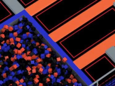 Vesiputous trampoliini vieressä vaahto allas